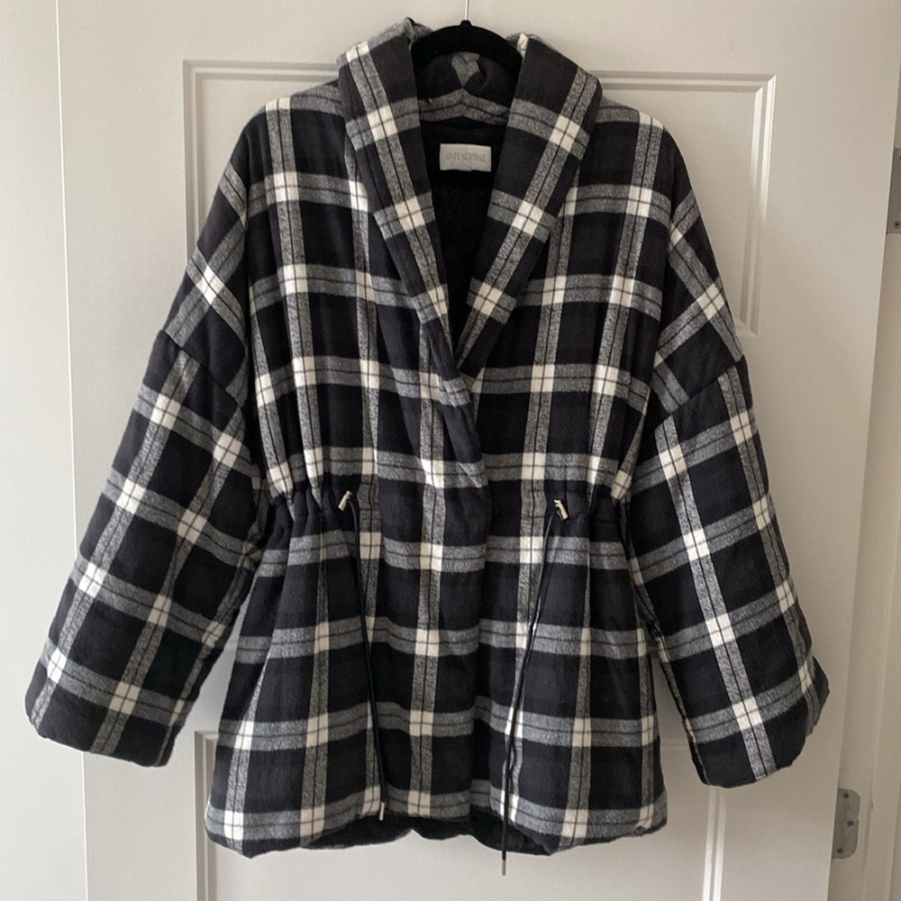 Divine Heritage Black and White Plaid Puffer Coat - Size M